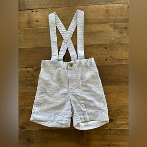 JANIE & JACK - BABY SEERSUCKER SUSPENDER SHORT: Provence Stripe Size: 12-18m